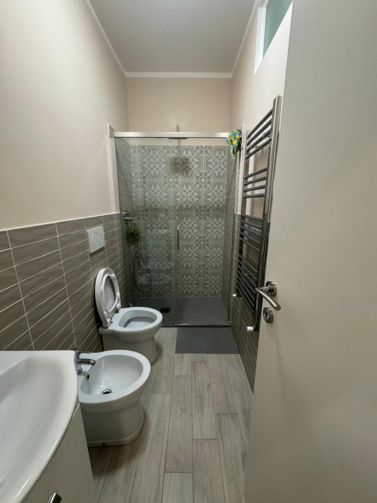 Casa Ayden Apartment Livorno Ngoại thất bức ảnh